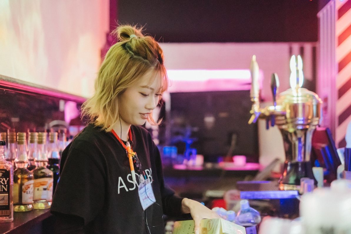 アソビバー,マッチングバー,ダーツ,アッミューズメント,バー